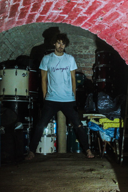 WARMPTH TURNS CELEBRITY CULTURE INTO A GROOVE