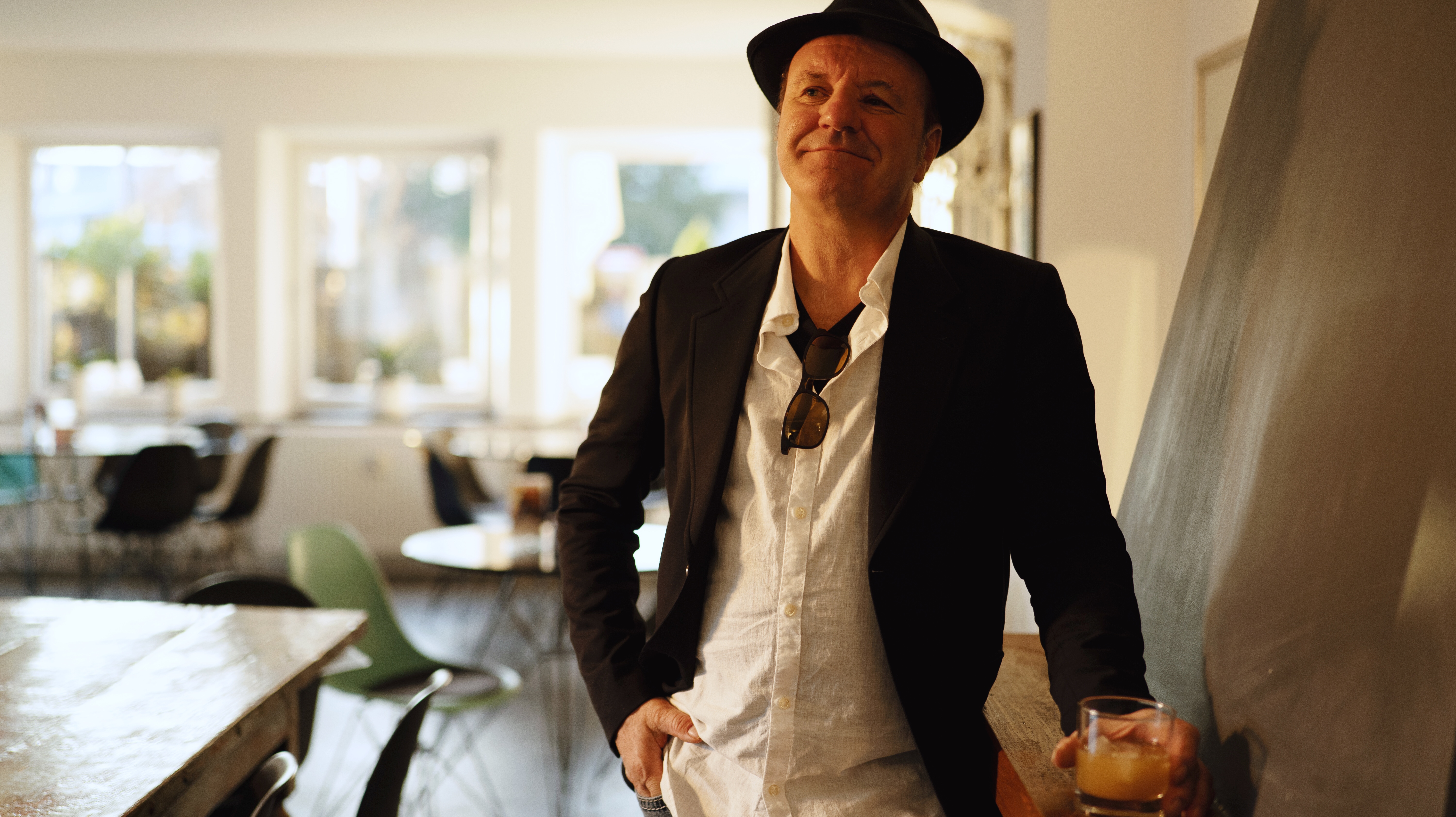 PETER MARTIN VOY SHINES WITH ‘SAFE WITH ME’